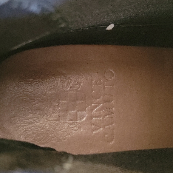 Vince Camuto Black Leather Booties Size 7 - Picture 5 of 5